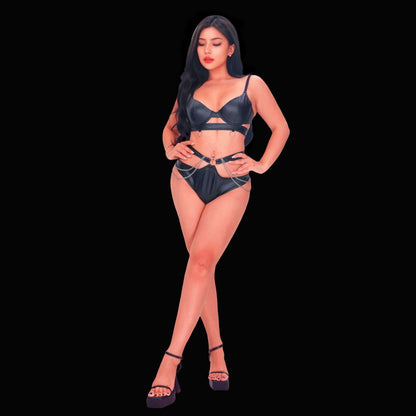 Sexy black leather corset with chain bondage style, designed with dramatic chain accents and refined harness features for a bold, exquisite, and seductive lingerie statement.